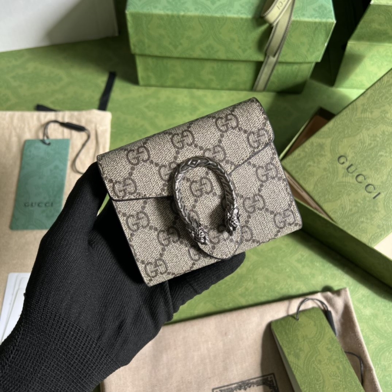 G*u*i wallets & purse
